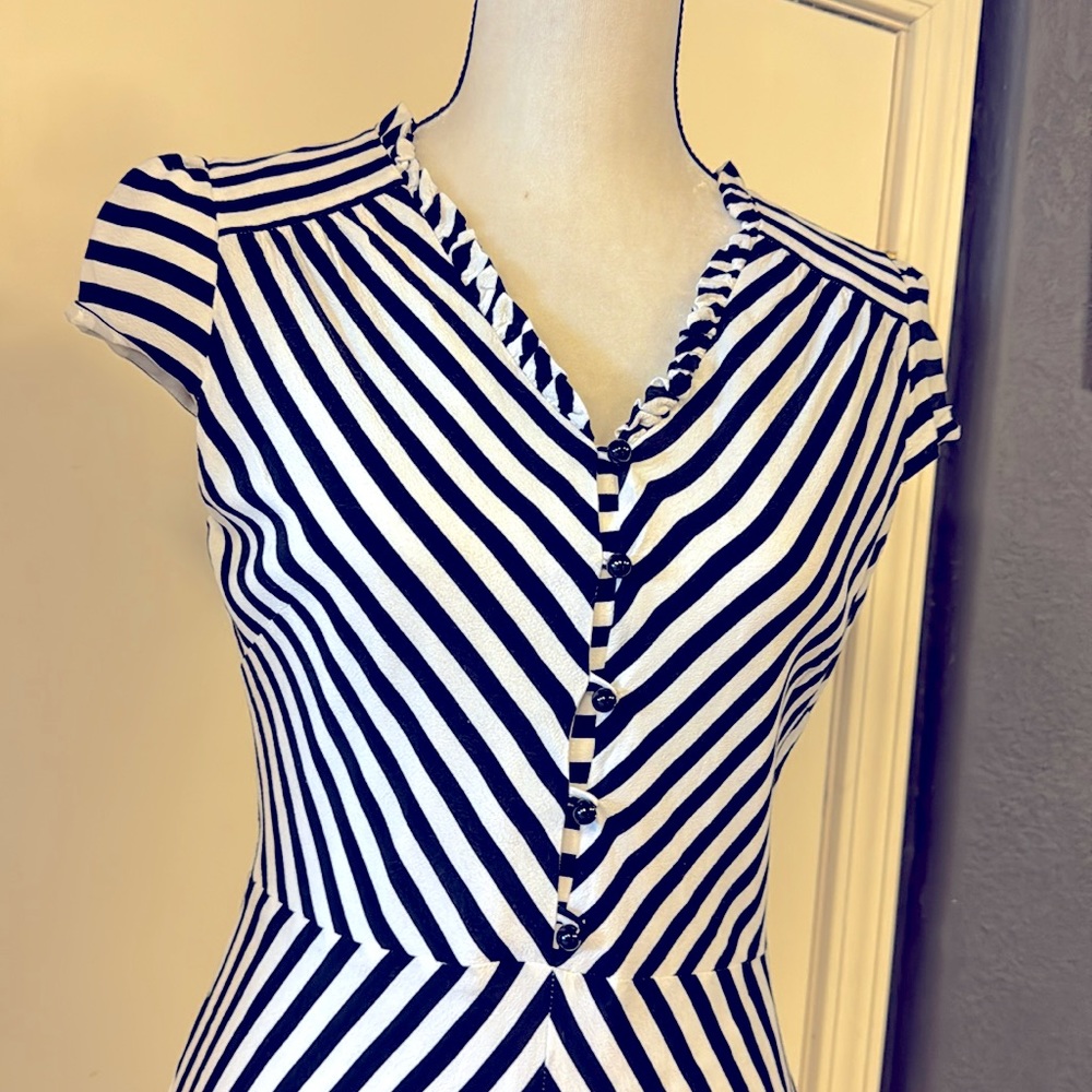 Kate Spade black / white dress.